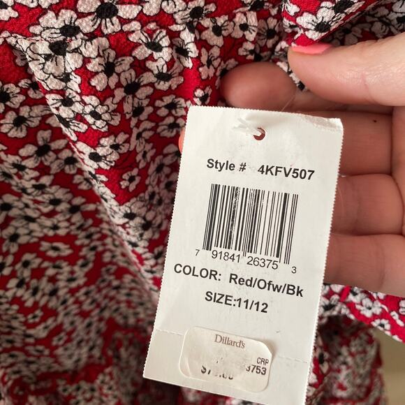 B. Darlin Dress Junior Red Long Sleeve Daisy Tiered Ruffle V-Neck Swing Sz 11/12 - Picture 8 of 11